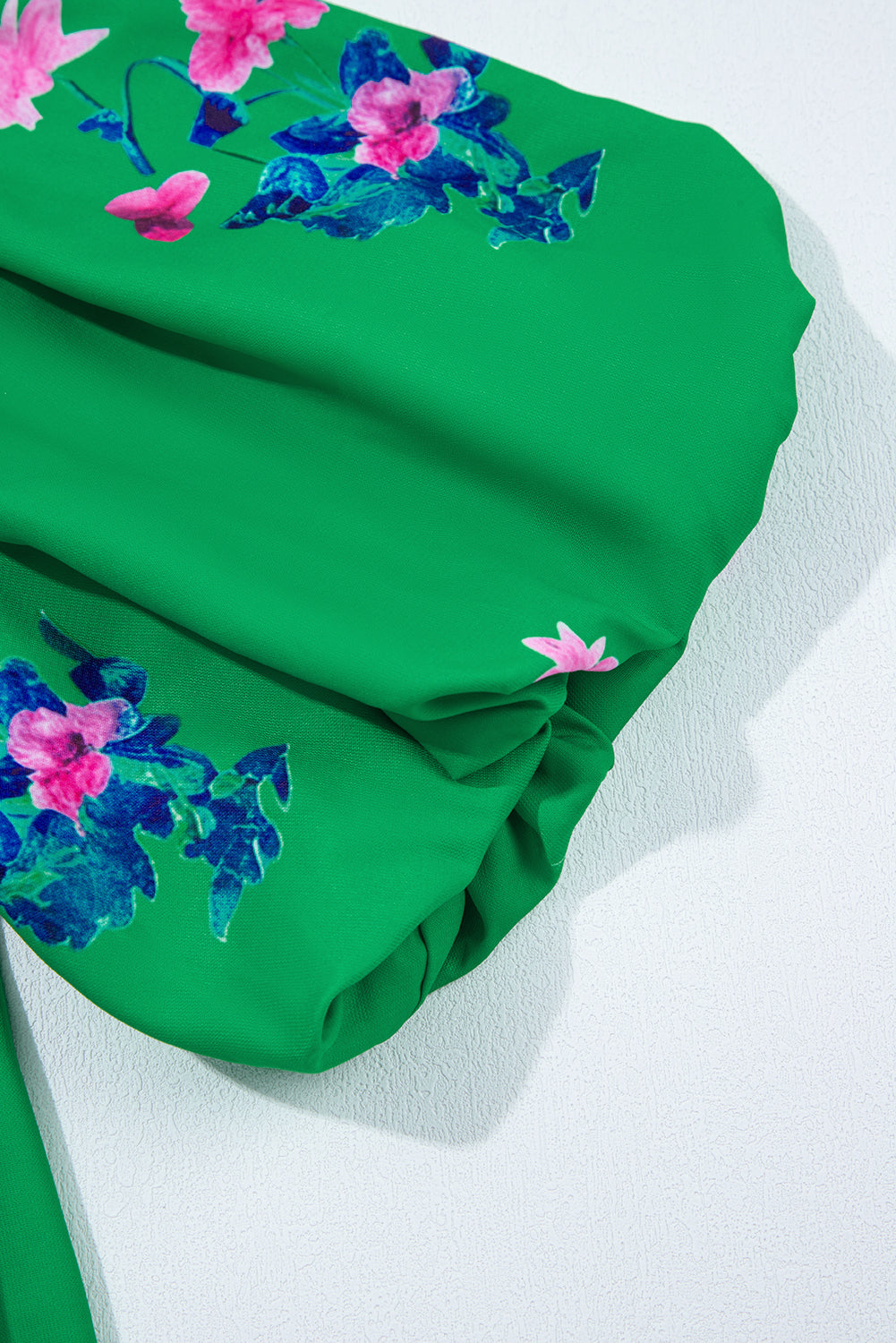 Green Floral Detail Tie Split Neck Puff Sleeve Blouse